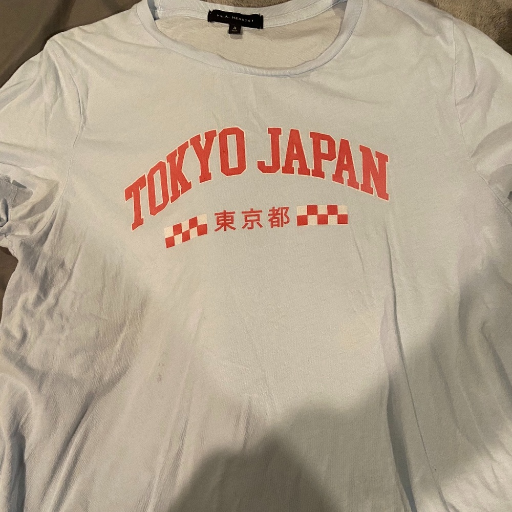 graphic tee